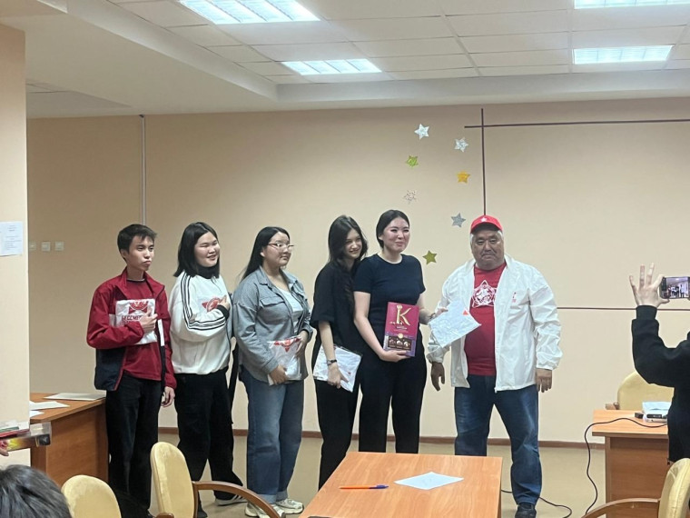 Дорогой войны пройти.